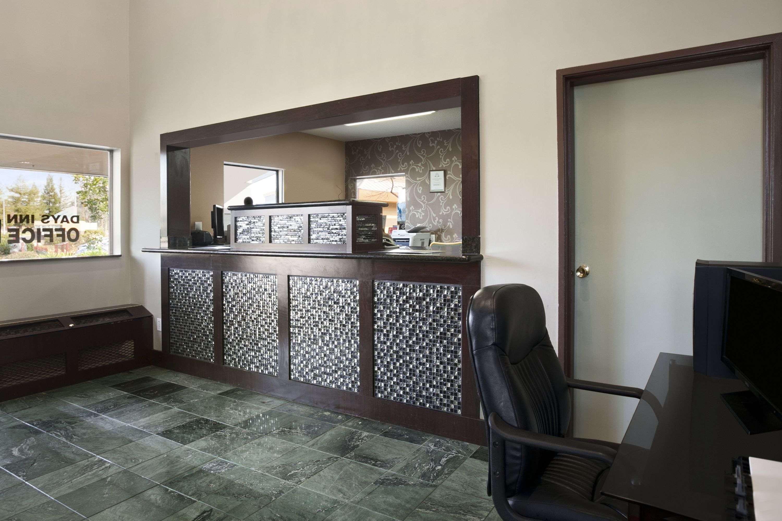 Days Inn By Wyndham Rocklin/Sacramento Extérieur photo